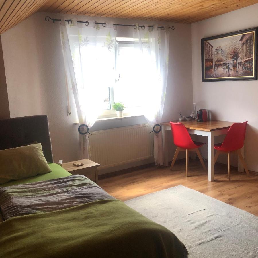 באמברג Gemuetliches Zwei Zimmer Apartment מראה חיצוני תמונה